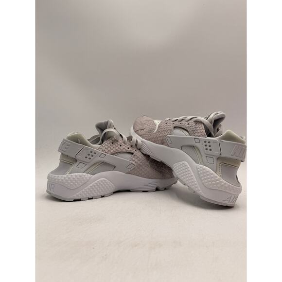 Nike AIR HUARCHE RUN PRM Women's New Running Sneaker White US Size 9.5 - Picture 8 of 11